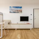 Carla\'S Apartment - Wonderful Location